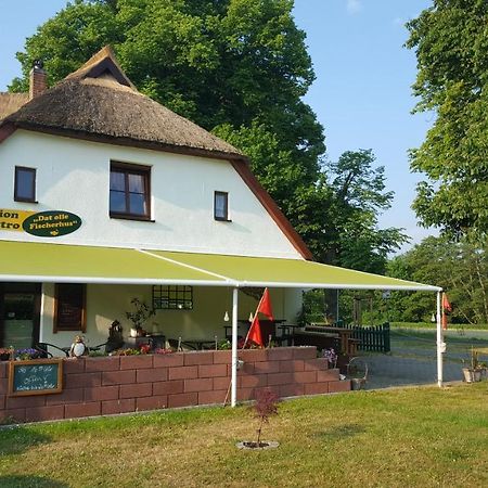 Hotel Pension Und Bistro" Dat Olle Fischerhus" Ralswiek Esterno foto