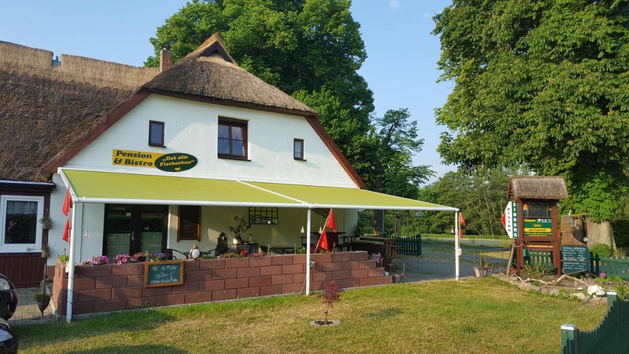 Hotel Pension Und Bistro" Dat Olle Fischerhus" Ralswiek Esterno foto